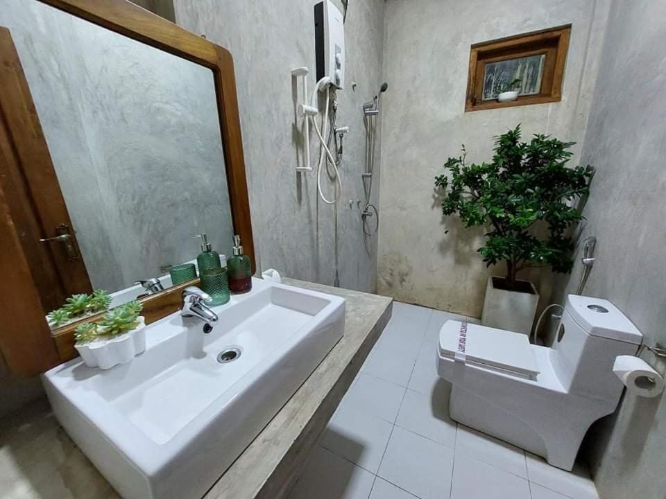 Kingcity Resort Anuradhapura Eksteriør bilde