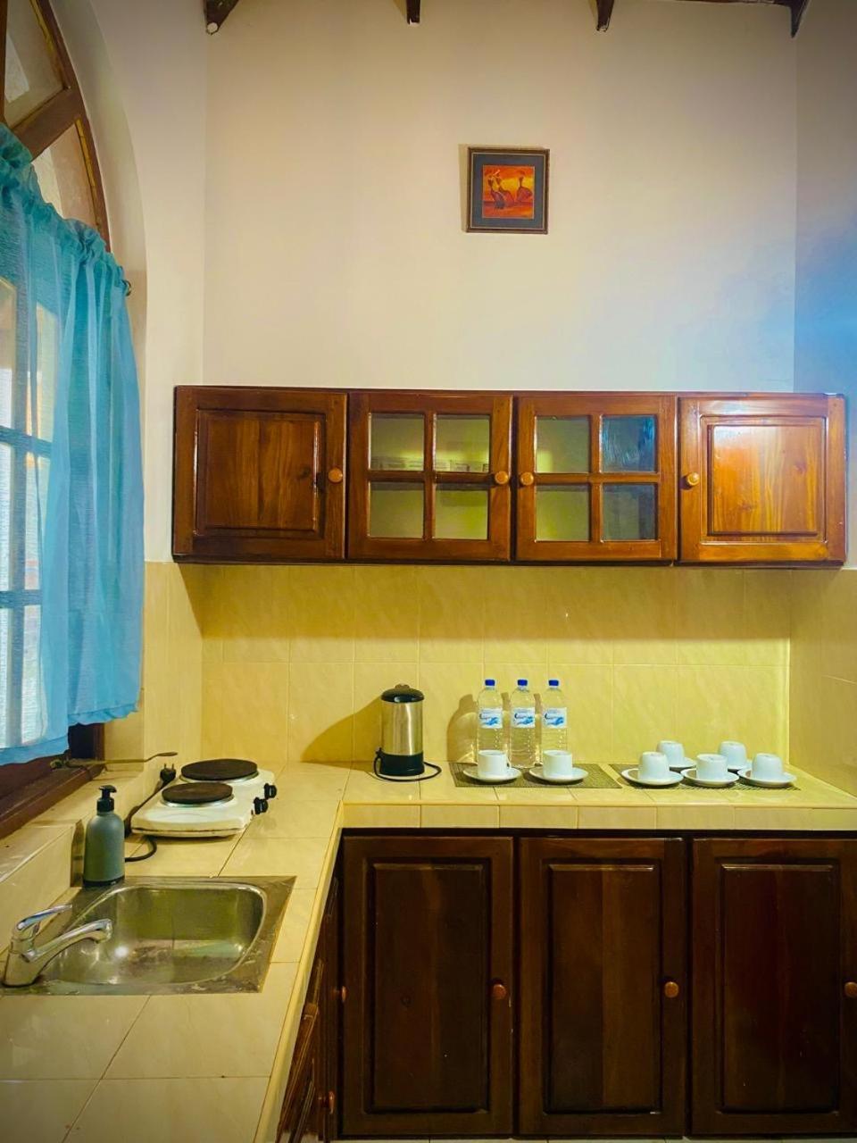 Kingcity Resort Anuradhapura Eksteriør bilde