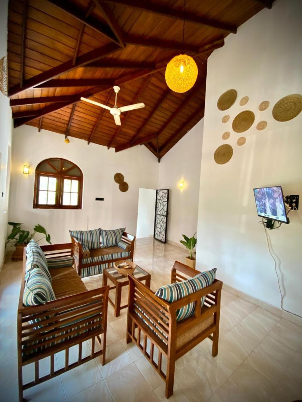 Kingcity Resort Anuradhapura Eksteriør bilde